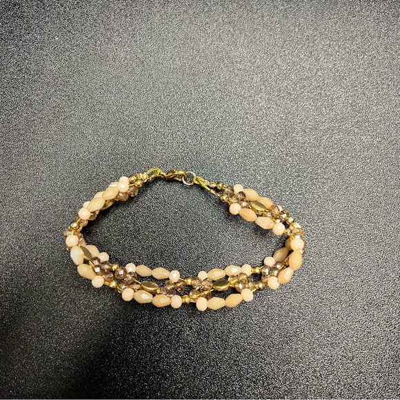 Pink bracelet - Picture 2 of 4